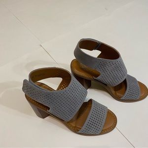 Franco Sarto gray  shoes size 7M